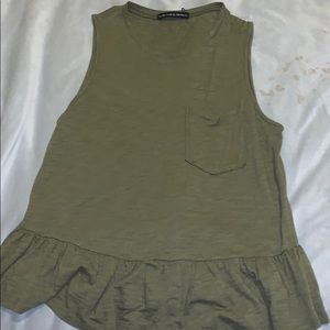 army green tank